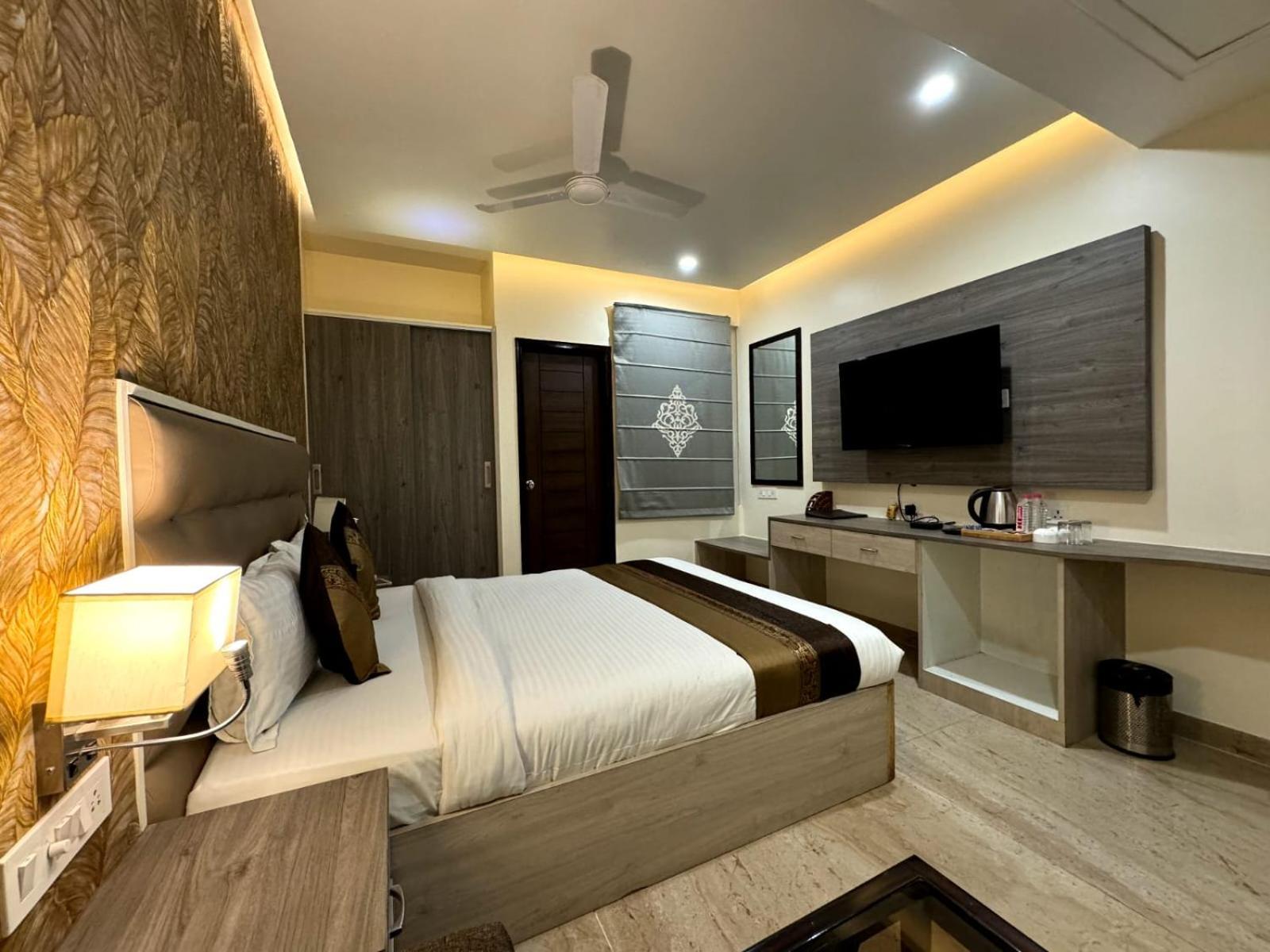 Hotel River Rhythm Assi Ghat พาราณสี ภายนอก รูปภาพ