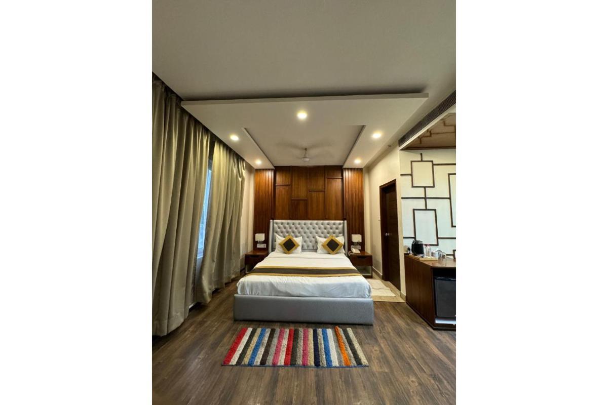 Hotel River Rhythm Assi Ghat พาราณสี ภายนอก รูปภาพ